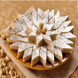 🥠 Kaju Katli, Indische Süßigkeit, Dessert, Cashew, Silberblatt, Essen telegram sticker