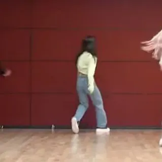 🧝‍♀ baile, kpop, bailando, grupo de chicas telegram sticker