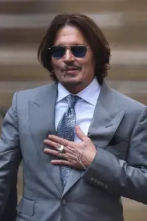 🍃 Johnny Depp actor, celebrity, sunglasses, suit, male telegram sticker
