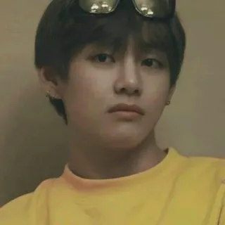 taehyung meme by @zdnfchrzx telegram stickers