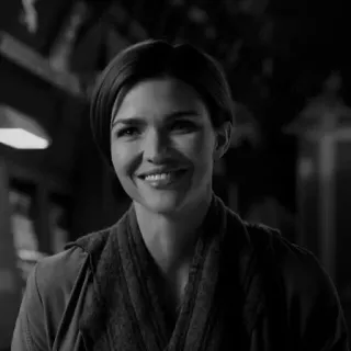 💉 retrato, mujer, sonriendo, persona telegram sticker