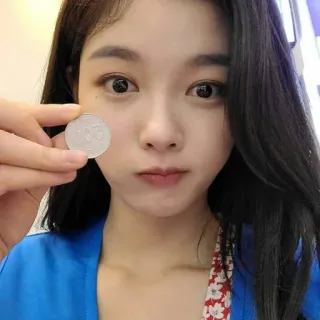 🤑 Frau, Porträt, Münze, Koreanisch, weiblich, Person, Geld telegram sticker