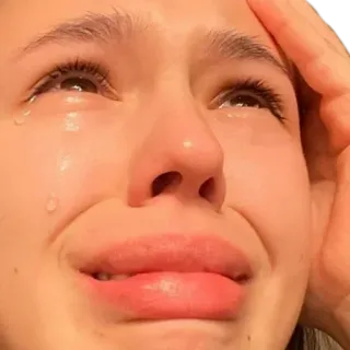 😢 piangere, triste, angosciata, arrabbiata, donna telegram sticker