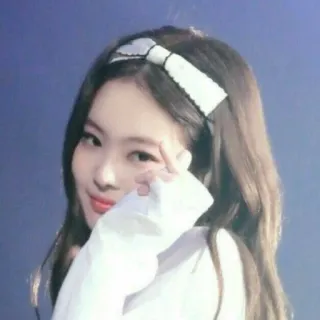 🖤 woman, girl, k-pop, cute, portrait telegram sticker