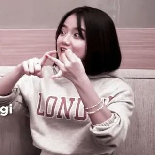 💗 gi whatsapp sticker