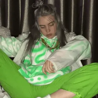 🌊 Billie Eilish Billie Eilish, piosenkarka, celebrytka, gwiazda pop, muzyka, zielony, bluza z kapturem telegram sticker