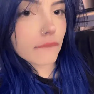 🧺 @wallgif blue hair, girl, nose ring, portrait, selfie, aesthetic, expression telegram sticker