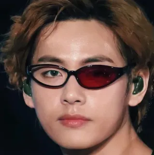 😎 사람, 인물사진, 선글라스, kpop, 뷔, 김태형 telegram sticker