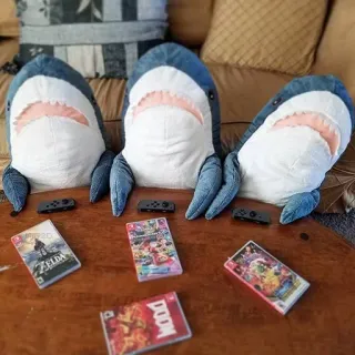 🥺 tubarões, Nintendo Switch, videojogos, pelúcias, Zelda, Doom, gaming whatsapp sticker