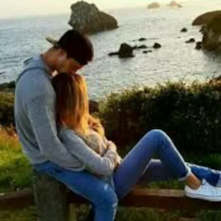 ❤ couple, amour, romance, relation, vue sur mer, coucher de soleil telegram sticker
