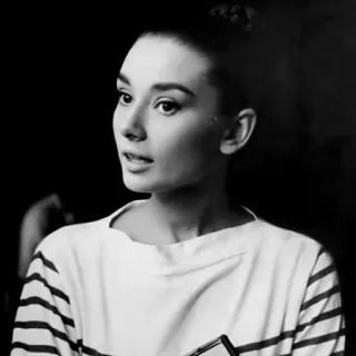 ➿ Audrey Hepburn Atriz, Retrato, Preto e branco, Celebridade, Clássico, Ícone telegram sticker
