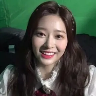 🛒 女性, ポートレート, 笑顔, 可愛い, 幸せ, 顔, ブルネット telegram sticker
