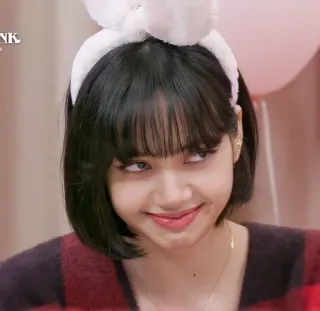 🌚 Lisa kpop, lisa, chanteuse, blackpink, musique, célébrité, idole telegram sticker