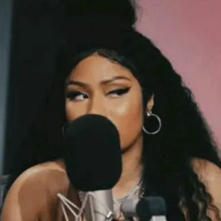 ✖️ Nicki Minaj nicki minaj, cantante, microfono, donna, musicista, rapper, celebrità telegram sticker