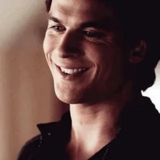 🖤 Damon Salvatore The Vampire Diaries vampir, acara TV, ganteng, senyum, bahagia telegram sticker