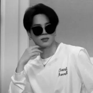 🖤 Jimin Chanel kpop, 선글라스, 지민, 아이돌, 흑백, 한국 telegram sticker