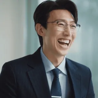 🤣 男人, 西装, 眼镜, 微笑, 笑 telegram sticker