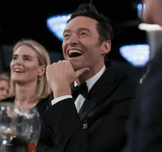 Hugh Jackman by @celebrity_texti 💙 whatsapp stickers