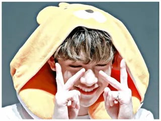 🎈 человек, улыбка, шляпа, милый, айдол, kpop telegram sticker