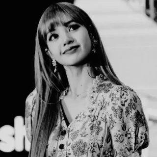 🎶 Lisa リサ, Blackpink, Kポップ, 歌手, ファッション, 女性 telegram sticker