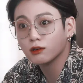 ✨ Jungkook kpop, bts, chanteur, célébrité, idole, lunettes telegram sticker