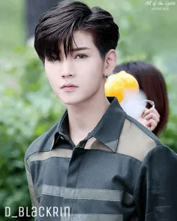 ✨ All of the Lights
HUNTER XER kpop, idol, mode, porträt, mann telegram sticker