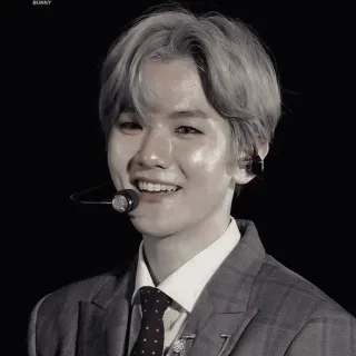 💡 BUNNY singer, musician, K-pop, idol, portrait, person telegram sticker