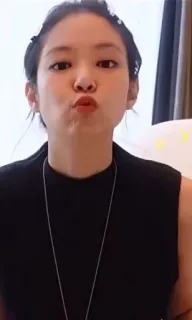 😙 whatsapp sticker
