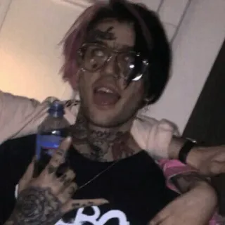 🐣 Lil Peep Lil Peep, raper, piosenkarz, muzyka, tatuaż, portret telegram sticker