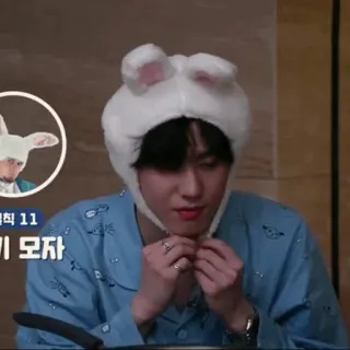 💧 người đàn ông, mũ thỏ, pijama, chân dung, Hàn Quốc, dễ thương, người telegram sticker