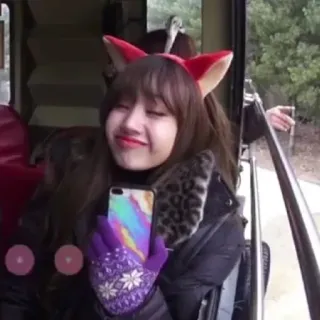 🐈 Lisa ลิซ่า, Blackpink, เซลฟี่, K-Pop, ไอดอล, ผู้หญิง, หูแมว telegram sticker