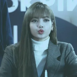 💙 Lisa kpop, lisa, blackpink, ca sĩ, châu á, chân dung telegram sticker