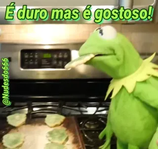 😋 Kermit É duro mas é gostoso! kermit the frog, meme, cooking, funny, food telegram sticker