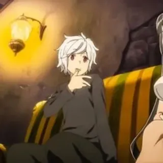 🗻 Bell Cranel Is It Wrong to Try to Pick Up Girls in a Dungeon? Anime, Bell Cranel, DanMachi, Personaggio, Capelli Bianchi, Seduto telegram sticker