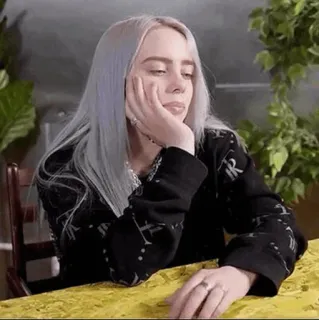 😕 Billie Eilish Billie Eilish, cantante, celebridad, estrella pop, aburrida, descansando telegram sticker