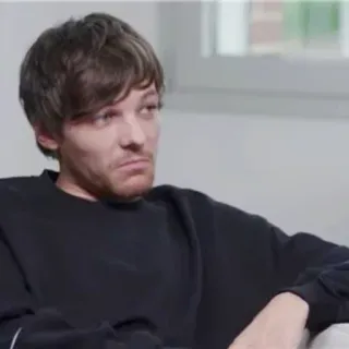 🙁 Louis Tomlinson musicien, chanteur, célébrité, portrait, homme telegram sticker