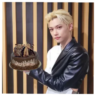 🥳 Felix for STAY kpop, айдол, торт, stay, stray kids, фанат whatsapp sticker