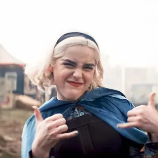 Do YoU like Kiernan Shipka? telegram stickers