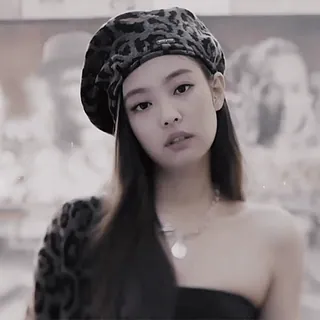🥂 Jennie kpop, blackpink, jennie, ca sĩ, thần tượng, thời trang telegram sticker