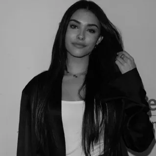🥢 Madison Beer penyanyi, selebriti, wanita, rambut panjang, potret whatsapp sticker