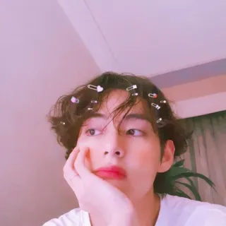 💛 : 김태형 V - @BBBBBo . telegram stickers