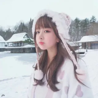 💜 lindo, kawaii, invierno, nieve, gorro, chica, conejo, moda telegram sticker