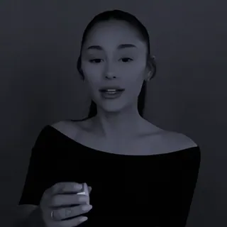 🍓 Ariana Grande penyanyi, selebriti, bintang pop, penampil, musisi telegram sticker