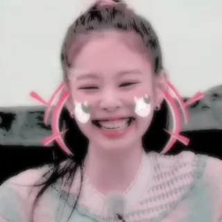🥟 kpop, idol, dễ thương, cười, khuôn mặt telegram sticker