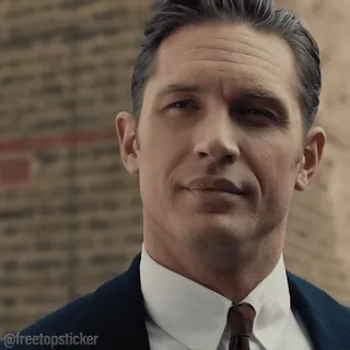 ☝ @freetopsticker homme, acteur, portrait, visage, costume whatsapp sticker