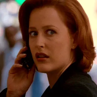 📞 Dana Scully The X-Files dana scully, x-files, gillian anderson, serie tv, telefonata, scioccato/a telegram sticker