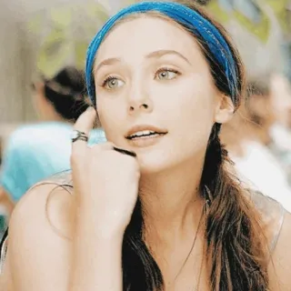 🌜 woman, person, portrait, blue headband, casual, elizabeth olsen, celebrity telegram sticker