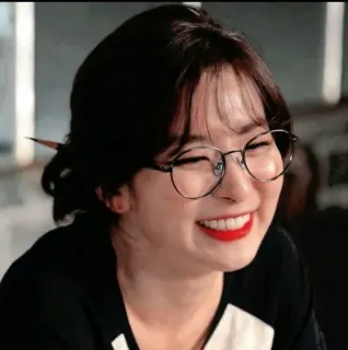 💘 mujer, persona, sonriendo, gafas telegram sticker