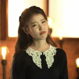 ☹ IU IU, Cantante coreana, Attrice coreana, Lee Ji-eun, K-Pop, Celebrità, Cantante, Attrice telegram sticker
