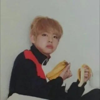 🤨 person, banane, essen, sänger, promi, schauspieler telegram sticker